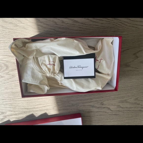 Salvatore Ferragamo Pumps - Picture 5 of 5